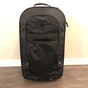 OGIO TERMINAL TRAVEL BAG